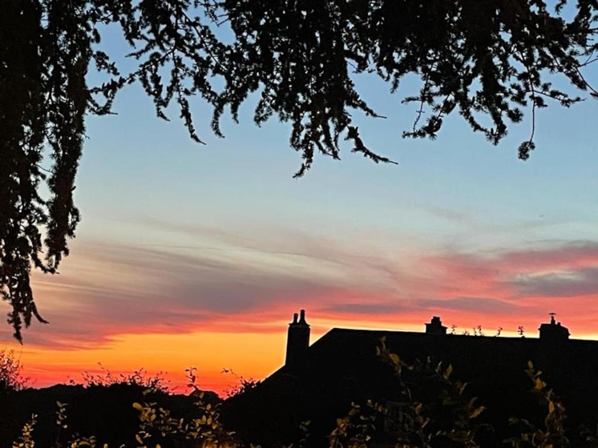 La Tour Cachee Bed & Breakfast Mortain-Bocage Dış mekan fotoğraf